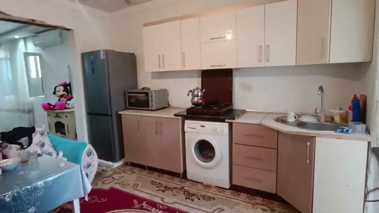 Bine merkezde 37.000 Azn heyet evi satilir.