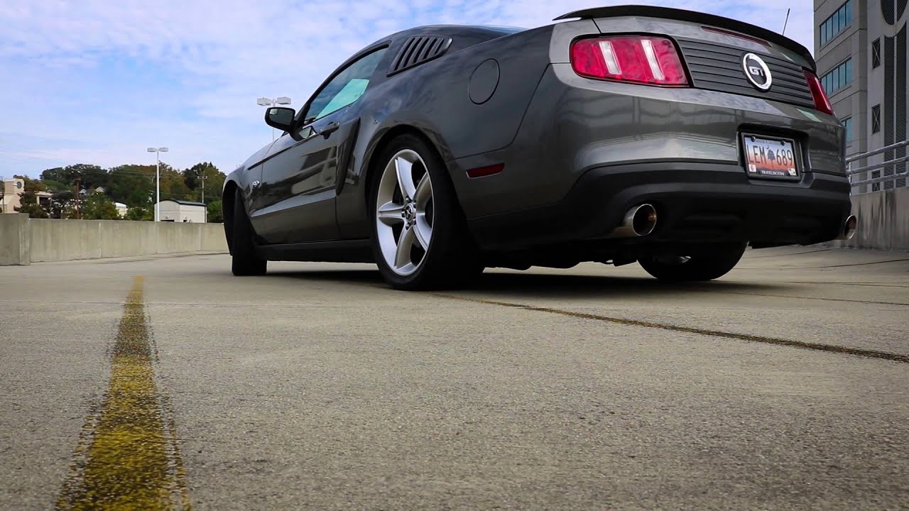 Lowered Mustang 5.0