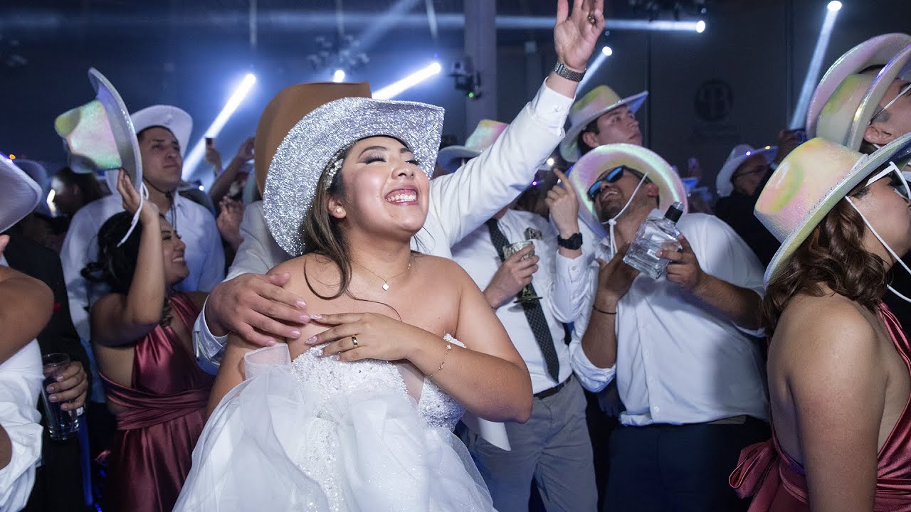 Pequeños musical en la boda de Dariana y Eduardo
