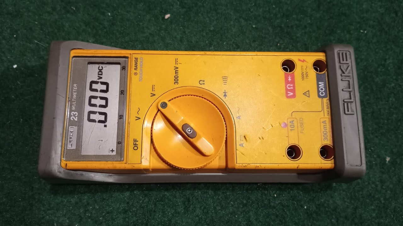 1985 Fluke 23 Test and clean up