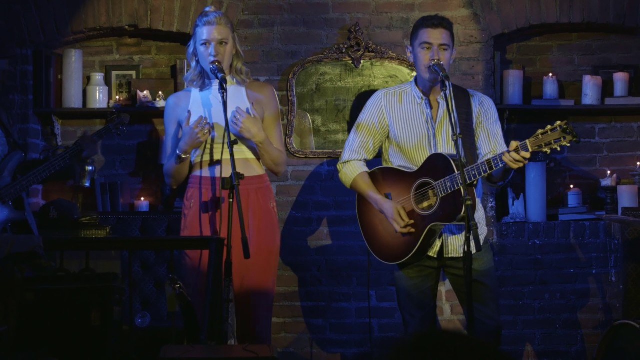 The Way You Make Me Feel [Cover] - Carly & the King