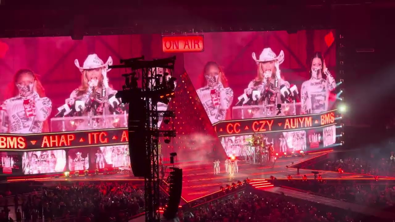 Beyoncé “America Has a Problem” - COWBOY CARTER TOUR 4K Las Vegas 2025.