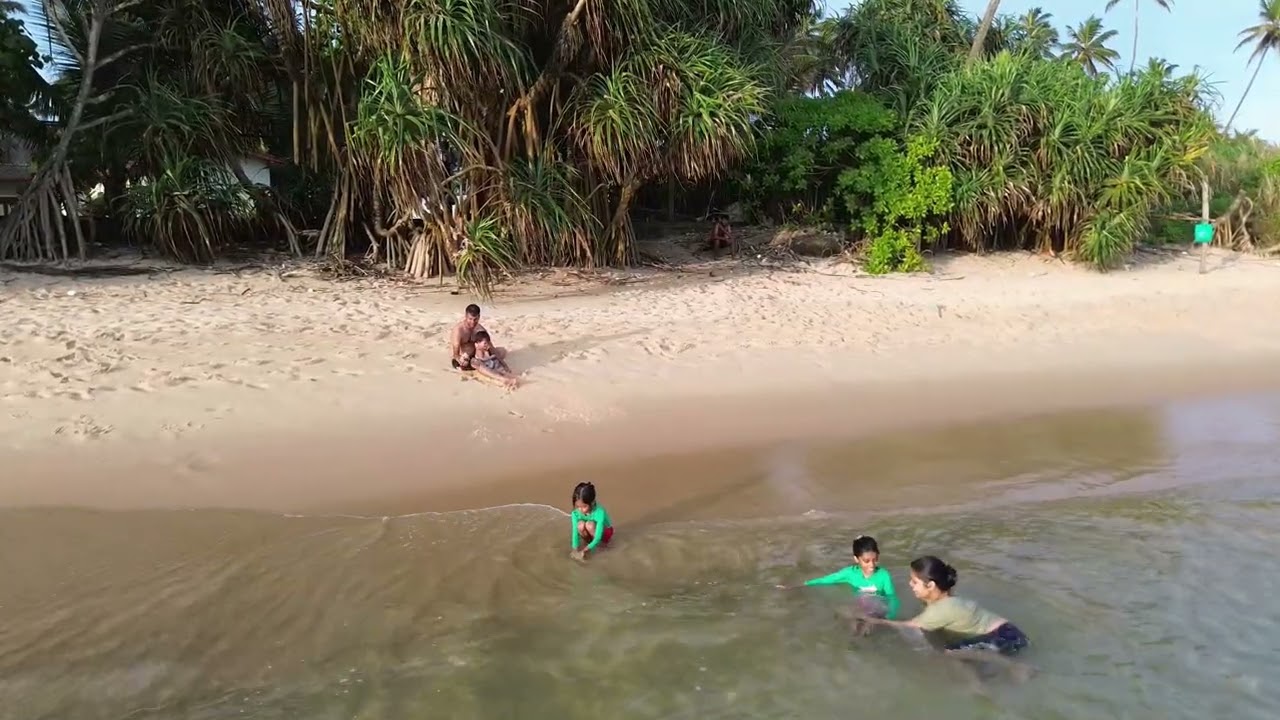 Dickwella Batheegama Beach, Sri lanka