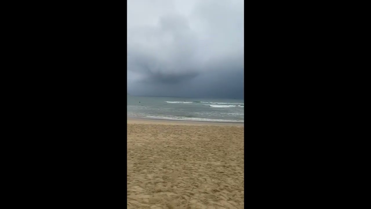 Biển Mỹ Khê Đà Nẵng - Bãi tắm Paradise