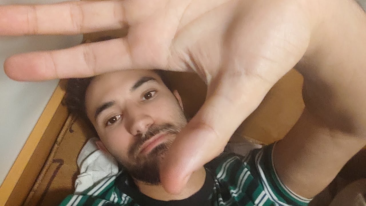 بث سخيف