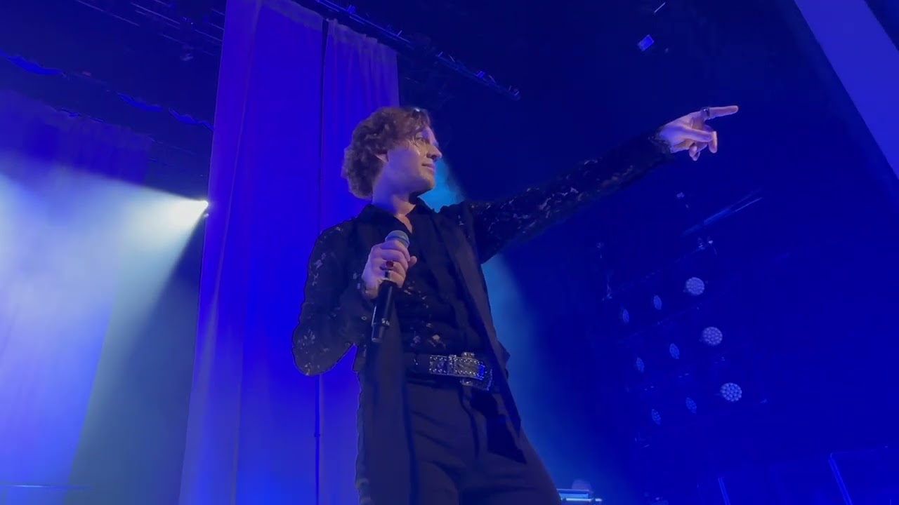 Darren Hayes - 2023-03-31, Glasgow - To The Moon and Back