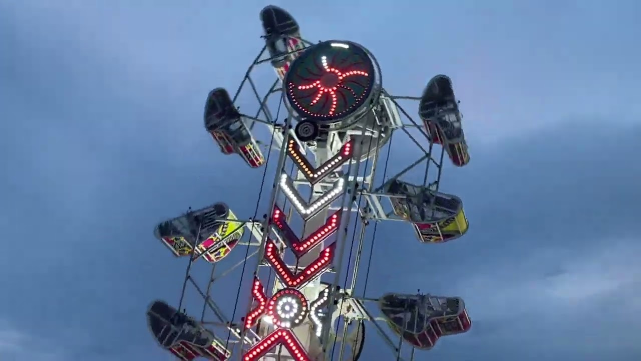 Zipper (Off-ride) - Norton Carnival
