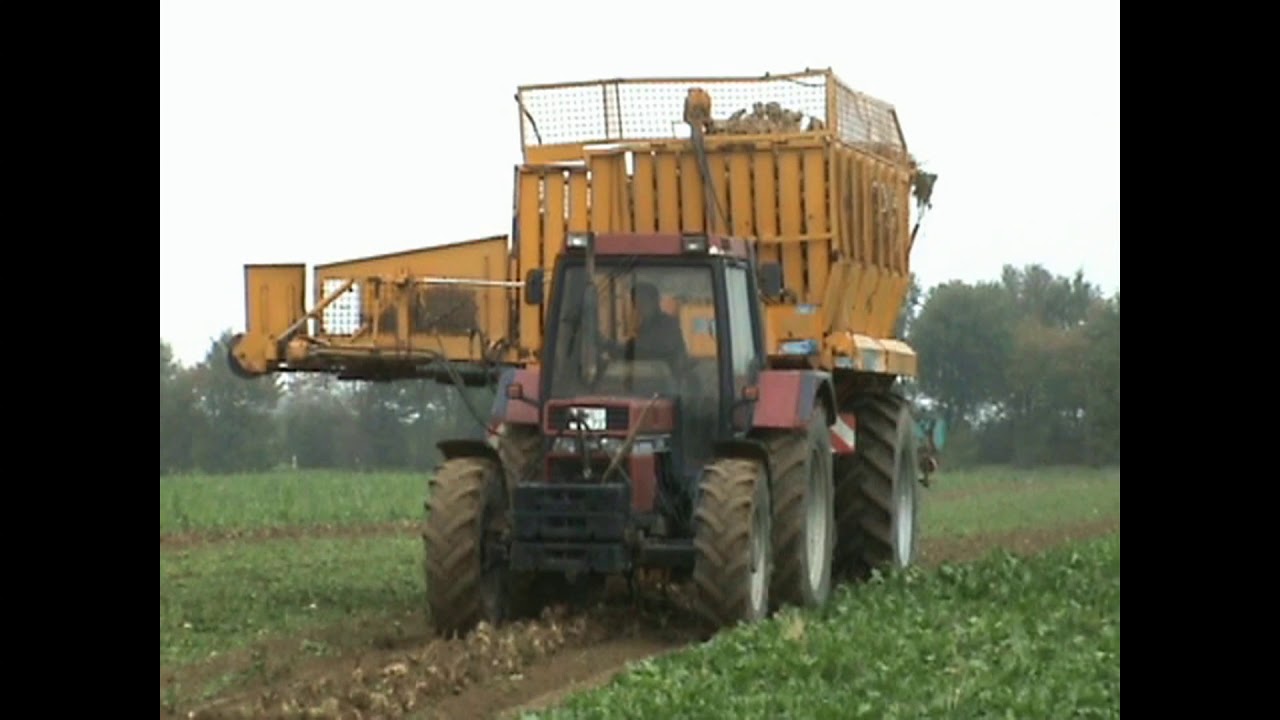 IH 1455 KLEINE TOPPER AND LIFTER AND CASE IH 956XL AND BLEINROTH LOADER TANKER PART 1
