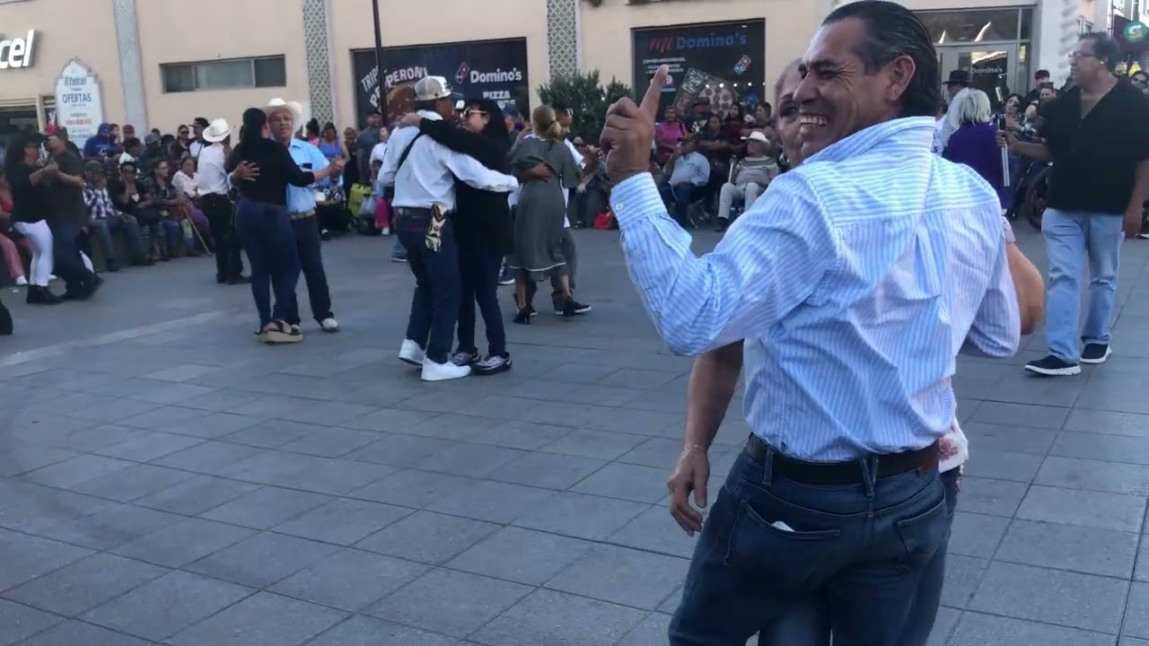 BAILE AQUÍ EN EL ESTADO DE CHIHUAHUA CON EL GRUPO MUSICAL MILAGRO #baile #chihuahua #grupomilagro 