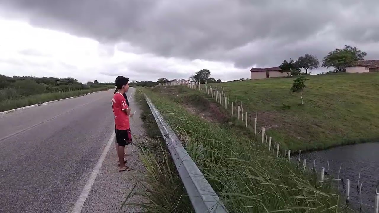 CAMINHADA  NO  SÍTIO ,  TARDE  NUBLADO ☔️🌧🌧