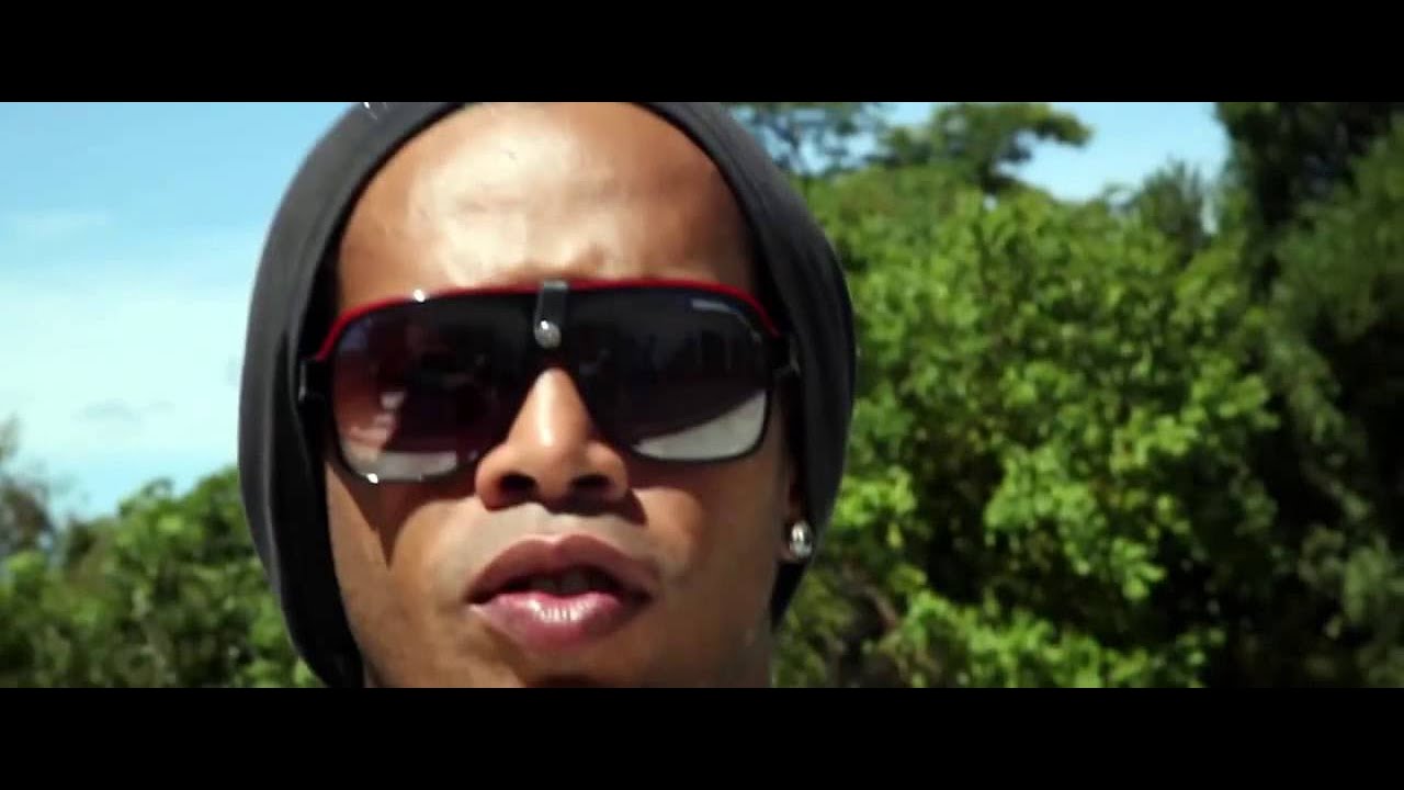 João Lucas & Marcelo feat Dennis e Ronaldinho Gaúcho - Vamos beber