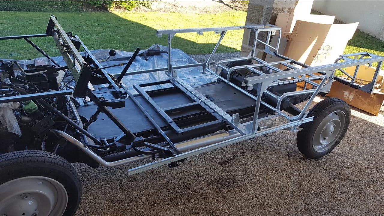 Restaurer une Citroën Méhari de 1979 seul en 2 mois : le projet fou avant la Corse