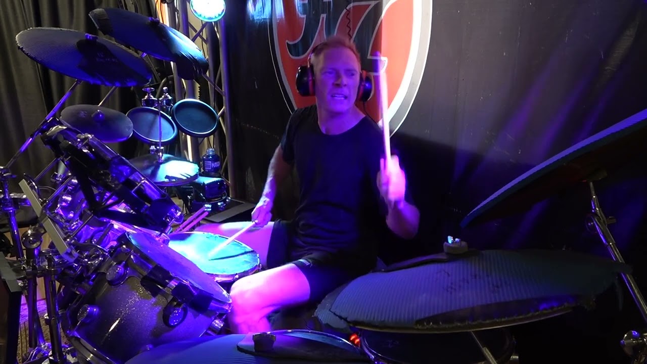 Foo Fighters (Taylor Hawkins) 'Best Of You' live at Wembley drum cover