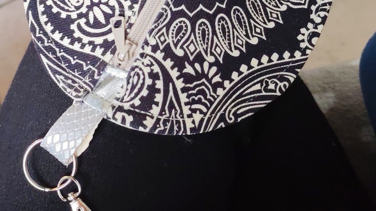 DIY Portafogli rotondo in jeans stampato. (DIY wallet) #diywallet