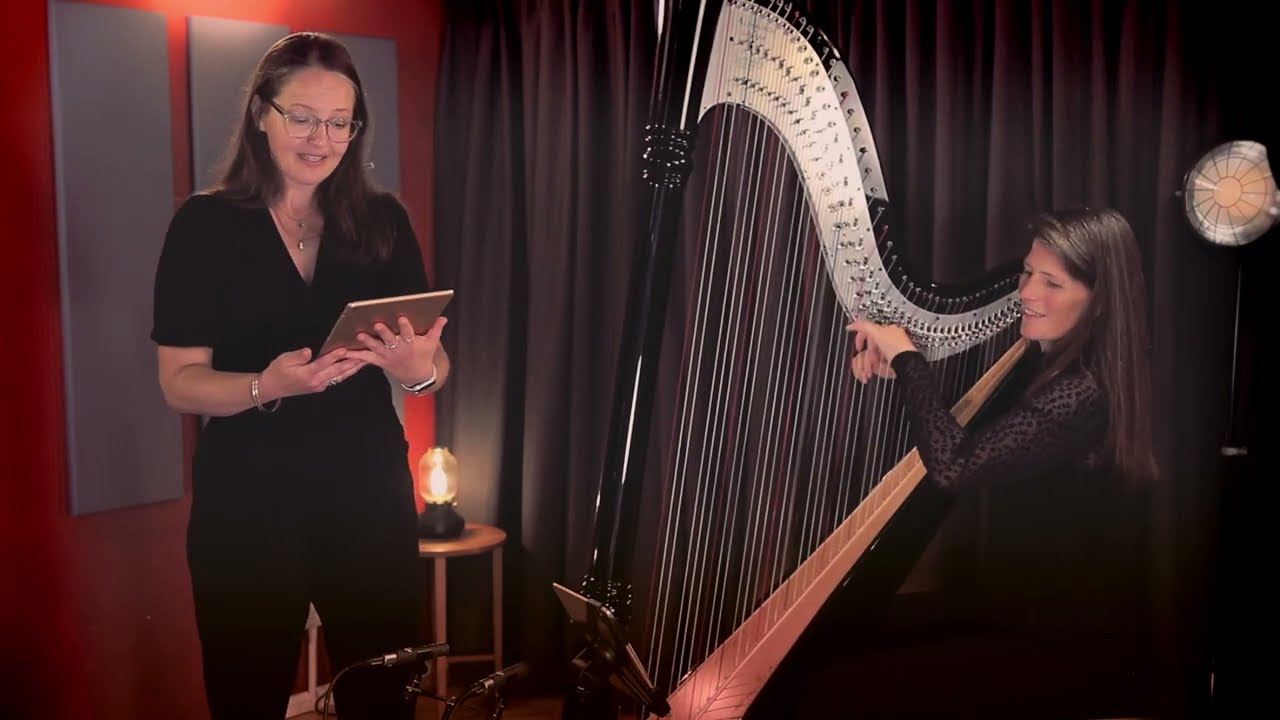 The Dove, by Micheal Head, text by John Keats - Belinda Evans (soprano) &  Brenda Dor-Groot (harp)