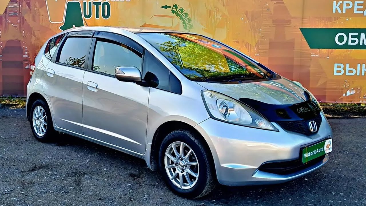 Обзор на Honda Fit II, 2010 / Автосалон 