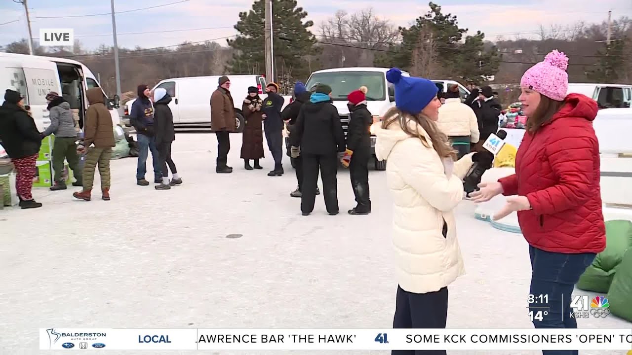 Kansas City animal welfare groups team up to help pets survive freezing temperatures