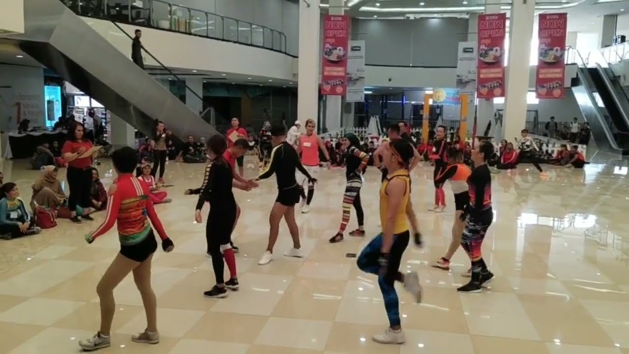 Kategori Instruktur senior cinere bellevue mall
