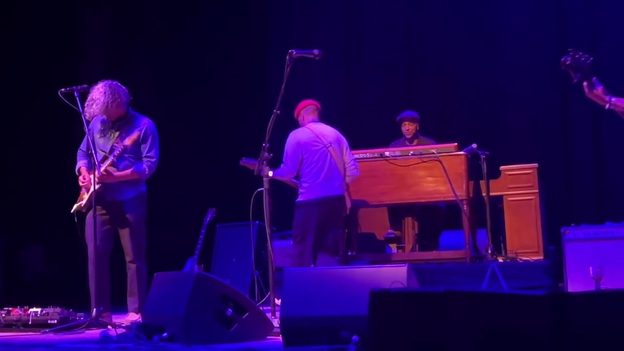 BEN HARPER & THE INNOCENT CRIMINALS “Amen Omen” + “Knockin' on Heaven's Door” live 23/7/2023