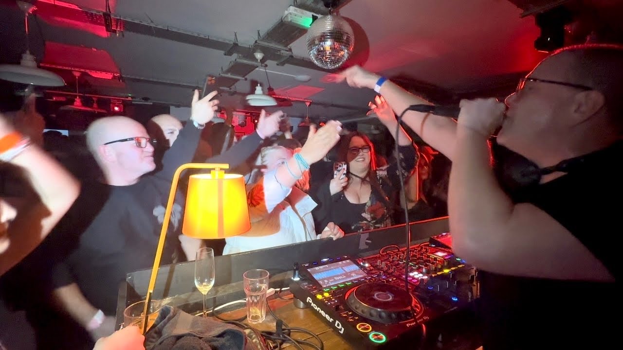 ORIGINAL RAVERS ALL OVER THE UK | 4 Sets | 1000 miles | Speakers Caught Fire | Dinner With Daughter!