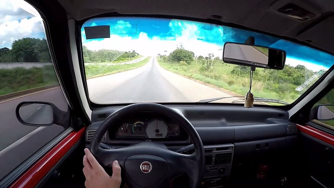 Uno Mille - Rodovia em Véspera de Natal