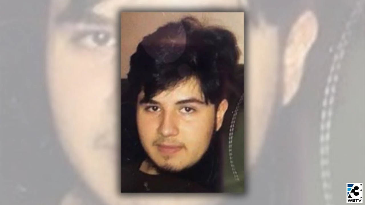 FBI returns captured Ten Most Wanted fugitive to Charlotte, North Carolina