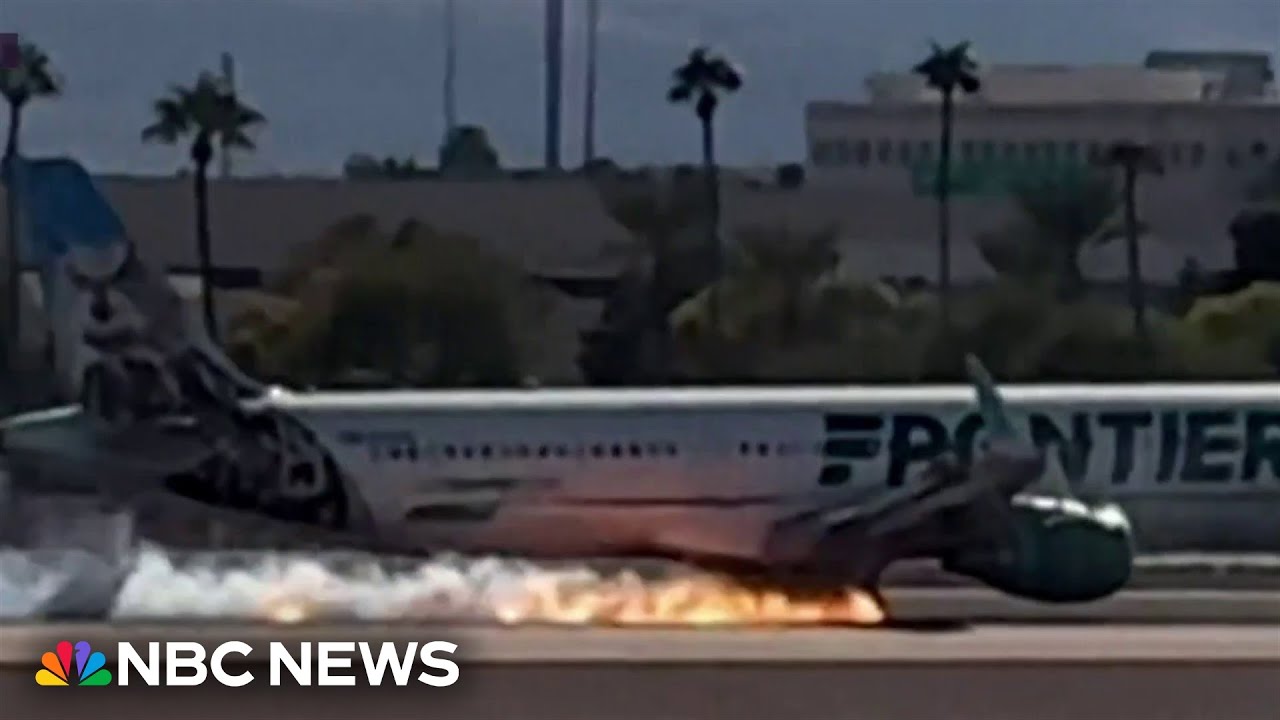 Fire breaks out on a Frontier Airliner