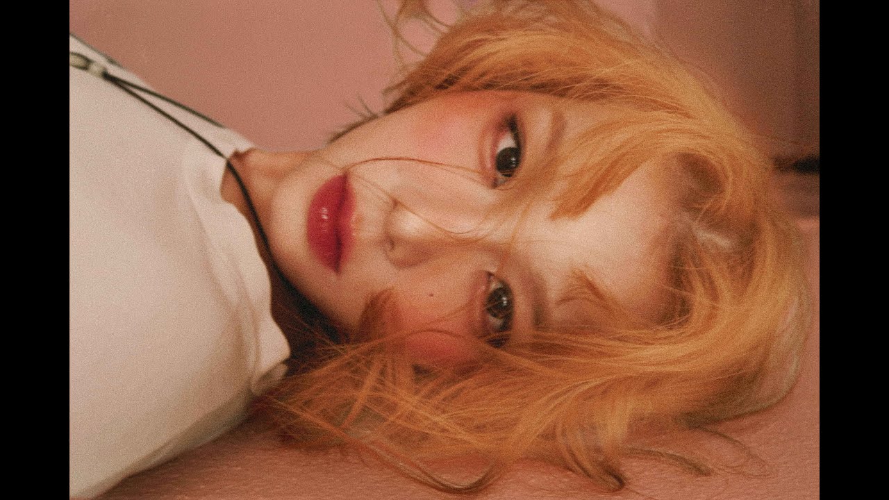 Ros&eacute;-Inspired Makeup ✨ Soft Glam K-Beauty Tutorial 🎀