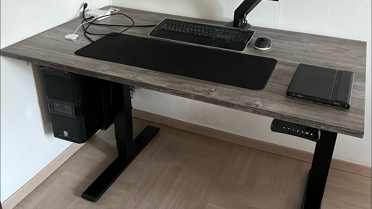 Polohovací stůl Liftor a domácí office corner 4K HDR