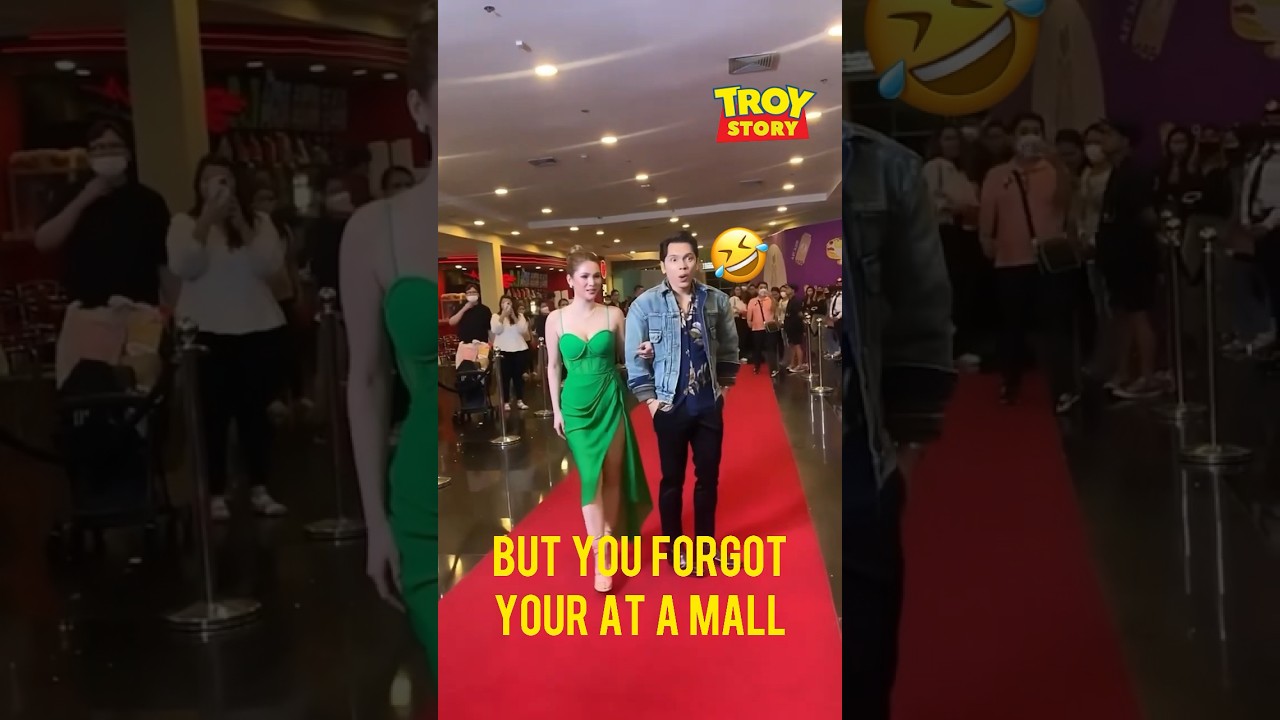 Vape life! 🤣 #comedy #comedyshorts #comedymoments  #vape #vapelife #vapeislife #carloaquino #mall