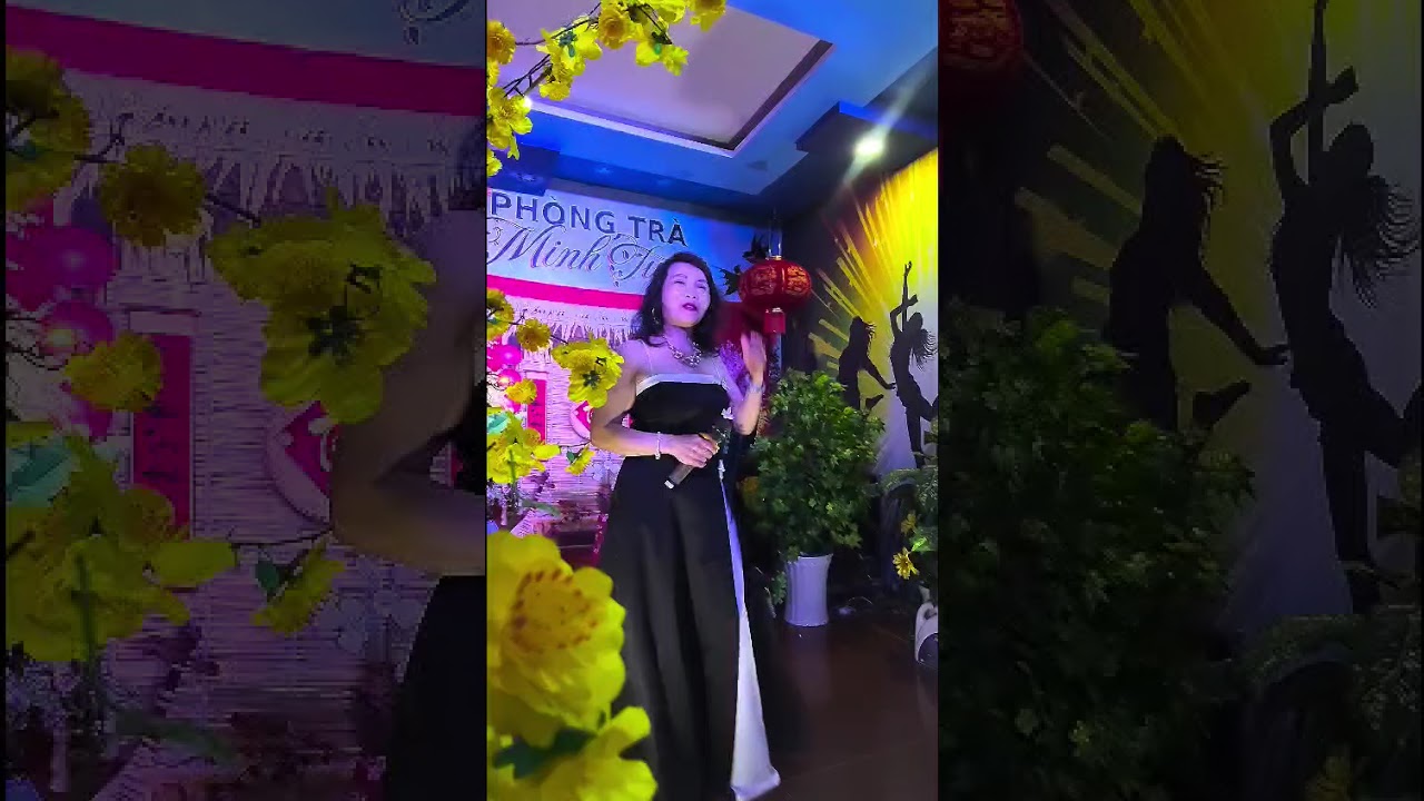 Hoa đào năm trước