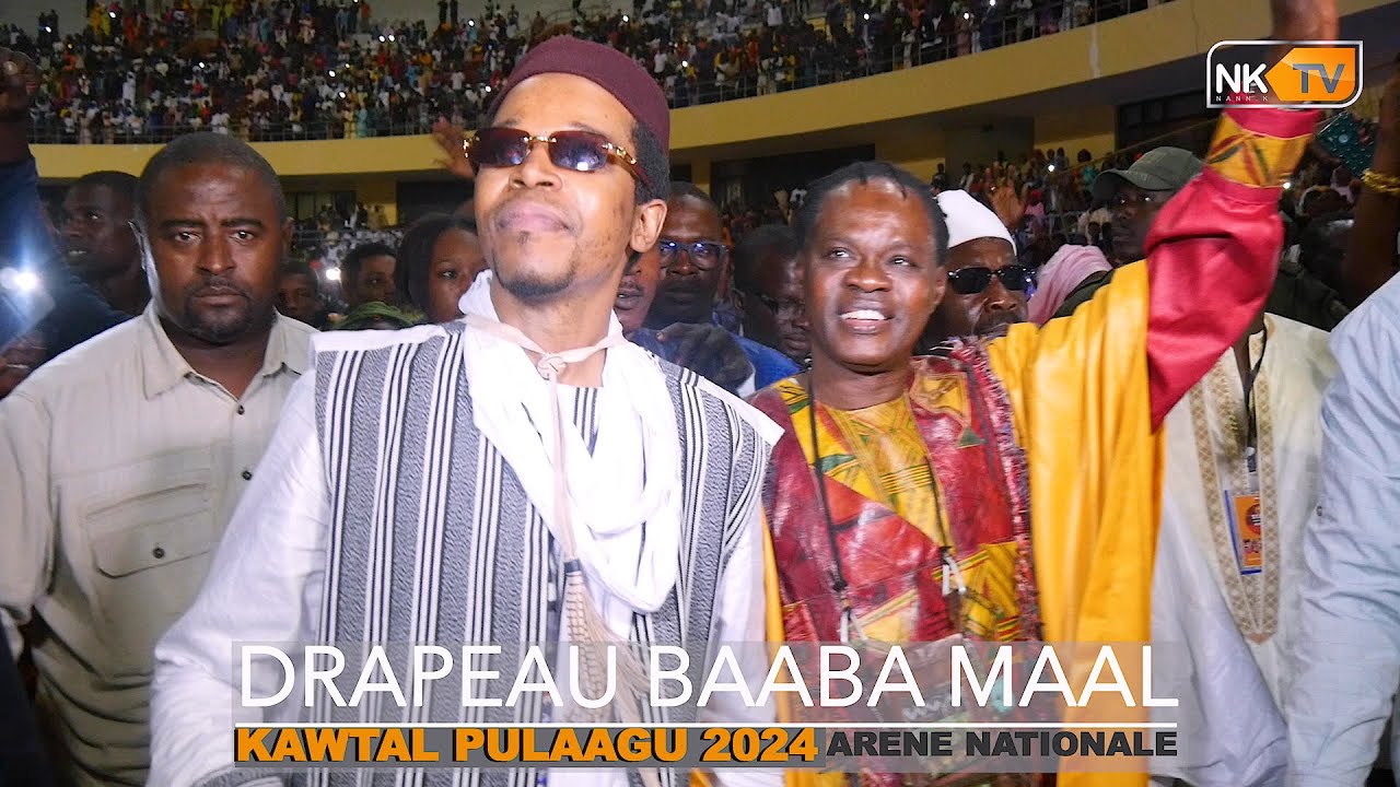 Festival KAWTAL PULAAGU 2024 Drapeau Baaba Maal chauffe l'arene nationale