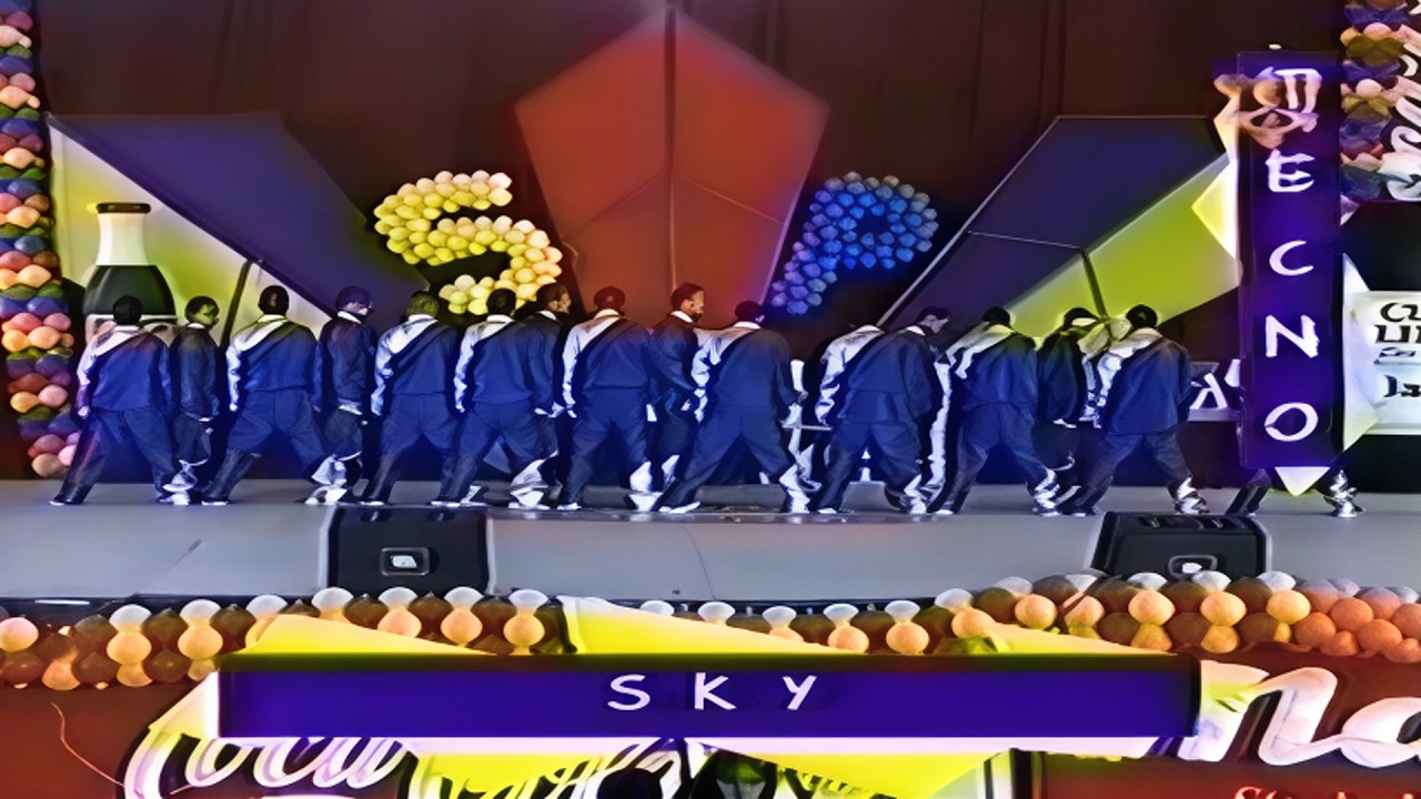 SKY / Sábados Populares 2002 HQ