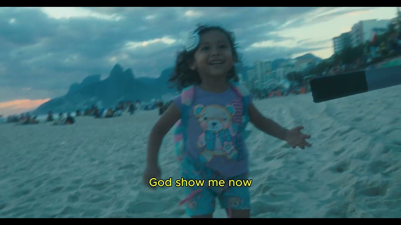 Deus Me Mostra (o corre) - Roman&iacute; ft Scarp