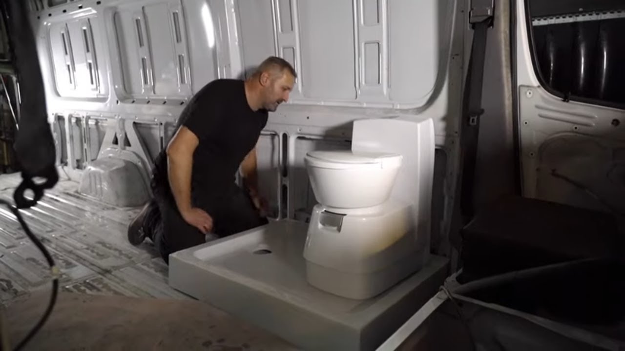 Klimek walczył o każdy metr w swoim kamperze! #Klimek_vs_Duda