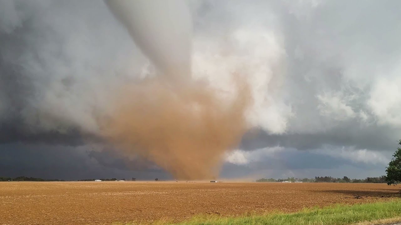 TORNADOES In Texas - Lockett / Vernon 4-23-2021