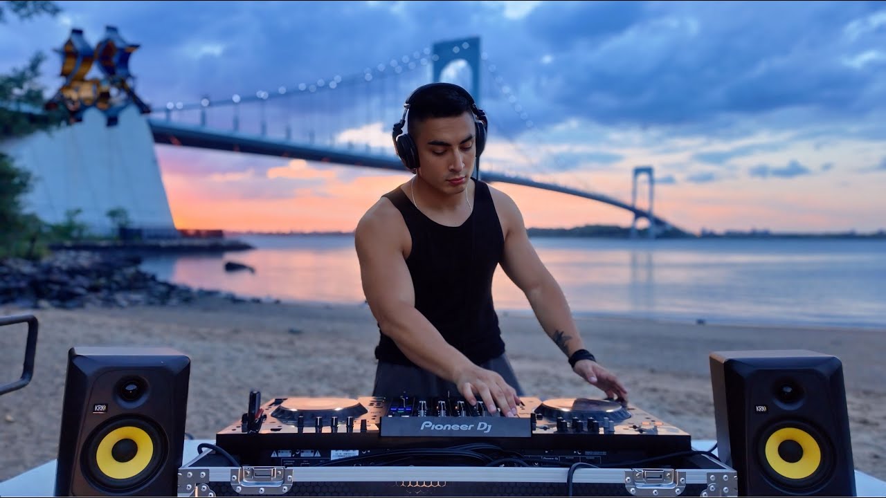 Bounce Hard Trance @ Whitestone New York | Bounc3r