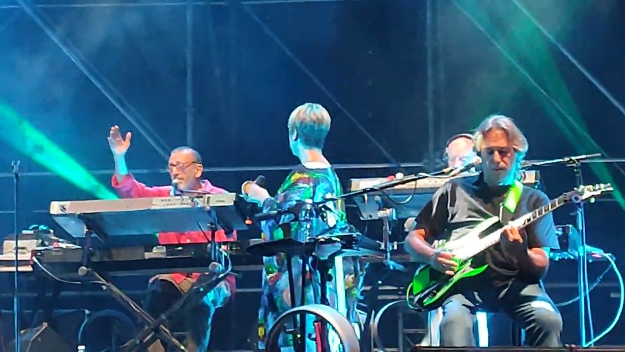 Elio e le Storie Tese - Uomini col borsello (Carpi, 02/07/2023)