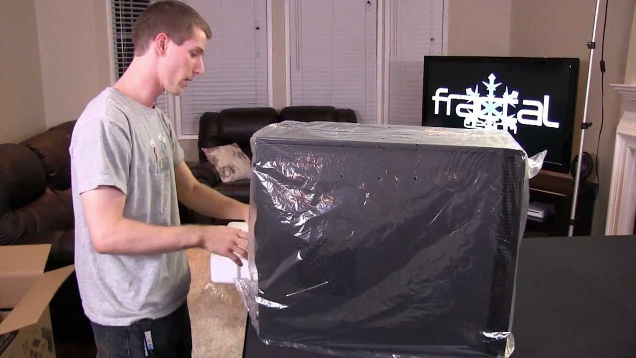 Fractal Design Define R4 Case Unboxing - Silent & Elegant - Linus Tech Tips