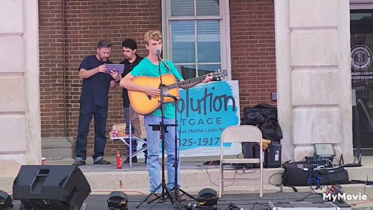 Paul Michael Starnes Little Bo Duke performs Okee Muskogee for 1st time at Tobacco Festival in Ky