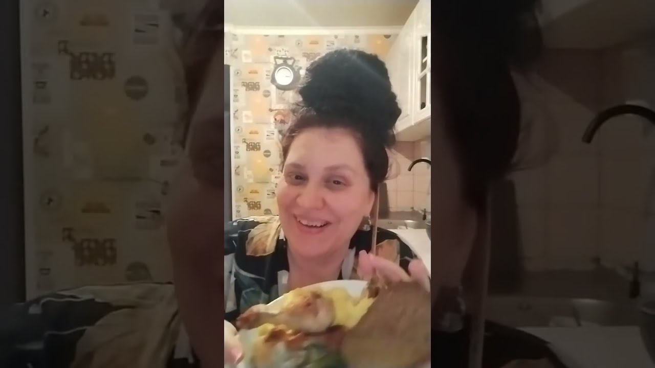 Тревожный мукбанг от тревожницы Александры 🤣😝 в прямом эфире!