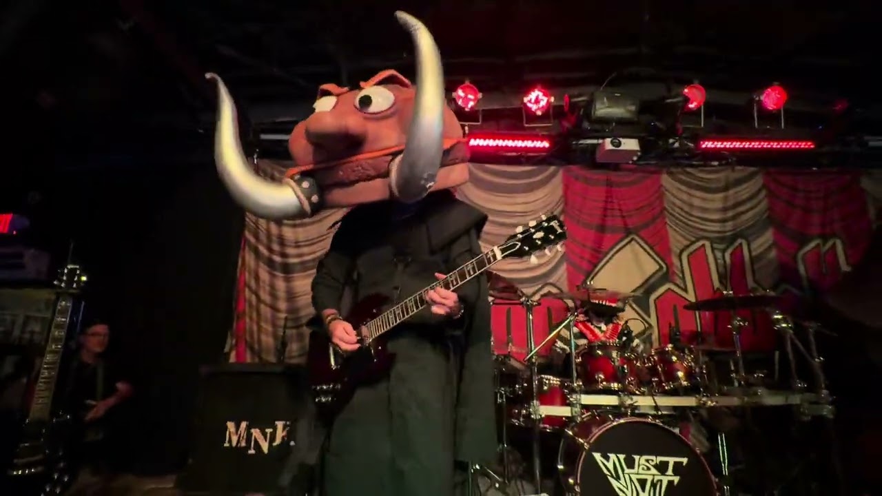 Mac Sabbath Performs &ldquo;Paranoid&rdquo; LIVE At The Orpheum Tampa, Florida 4.9.26