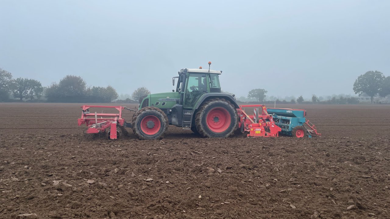 Semis de blé 2024 avec un fendt 714 tms