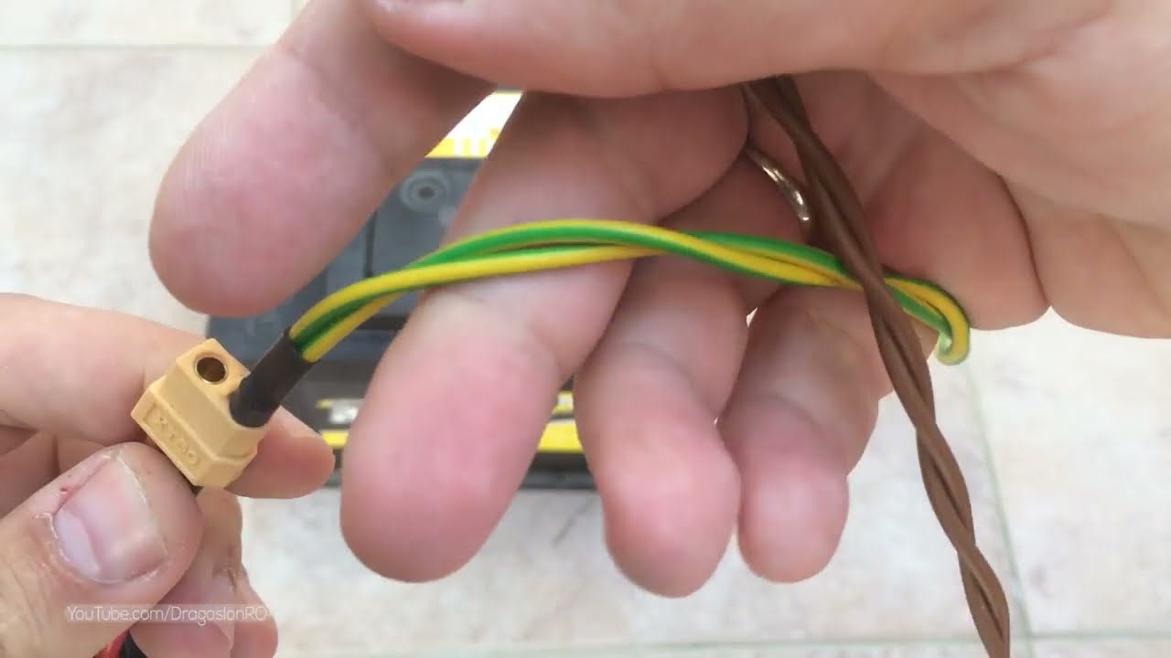 Восстановление разряженного автомобильного аккумулятора 12 В. Зарядка и восстановление от 5 В.