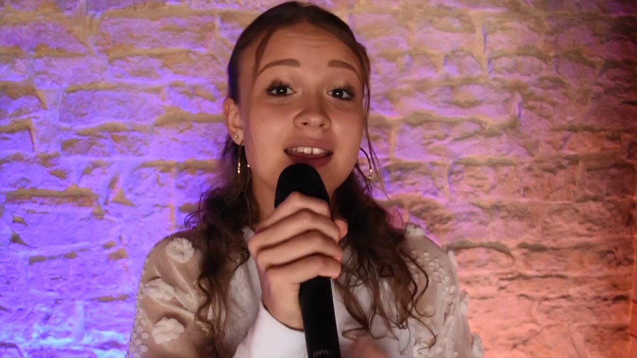 Karène Neuville - La Boite à musiques & Petit oiseau Jurassien