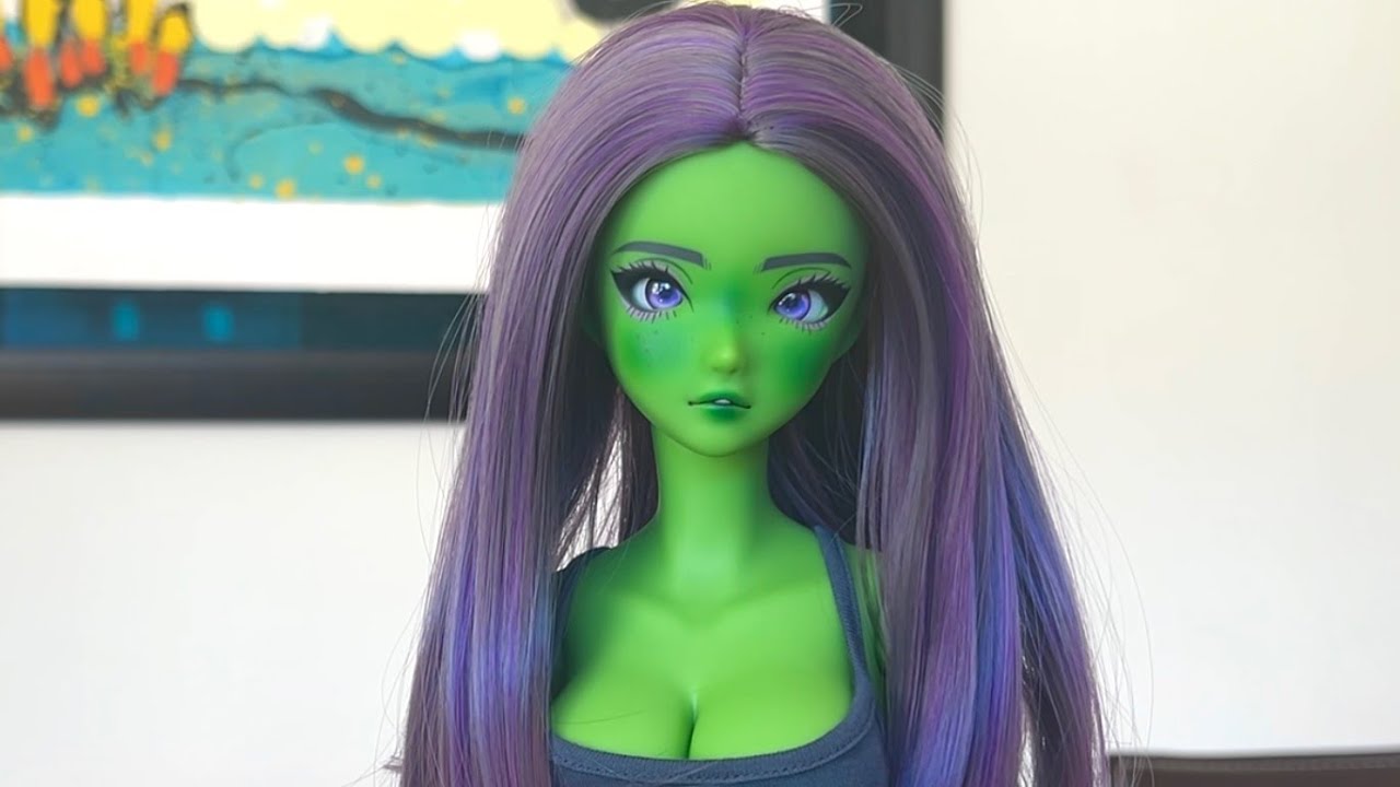 Smart Doll Looking for Trouble (Green) On Sale?? Unboxing and Review!