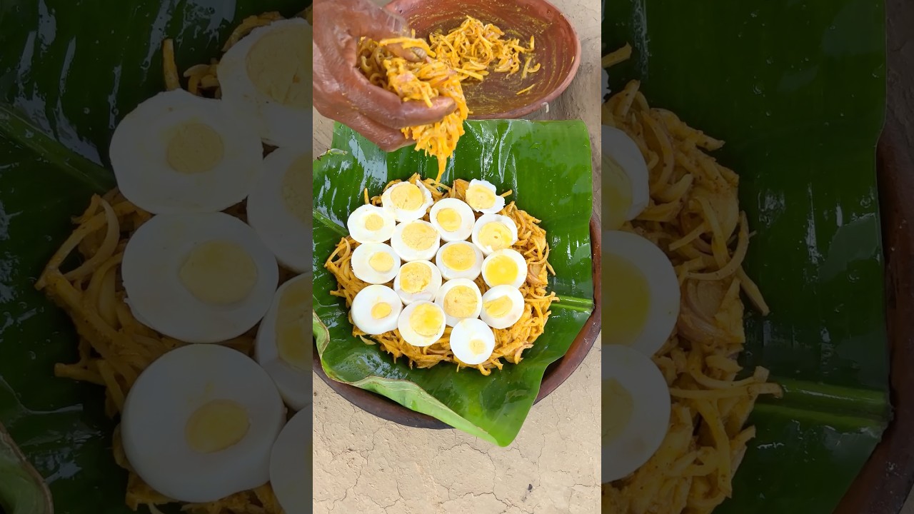 Village Style Dim Aloo Bhapa in Banana Leaf #shorts #recipe #cooking #villagecooking