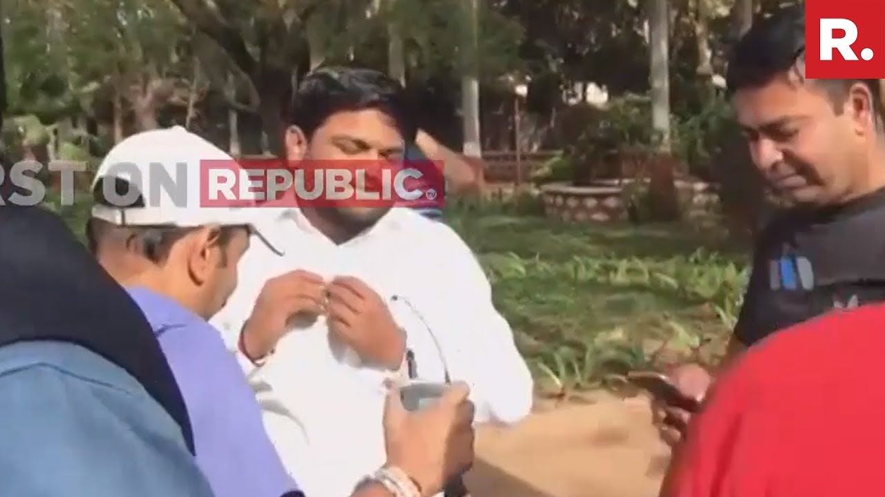 Hardik Patel Confronted In Gujarat Over His Decision To Join Congress, Support To 'Tukde Tukde Gang'