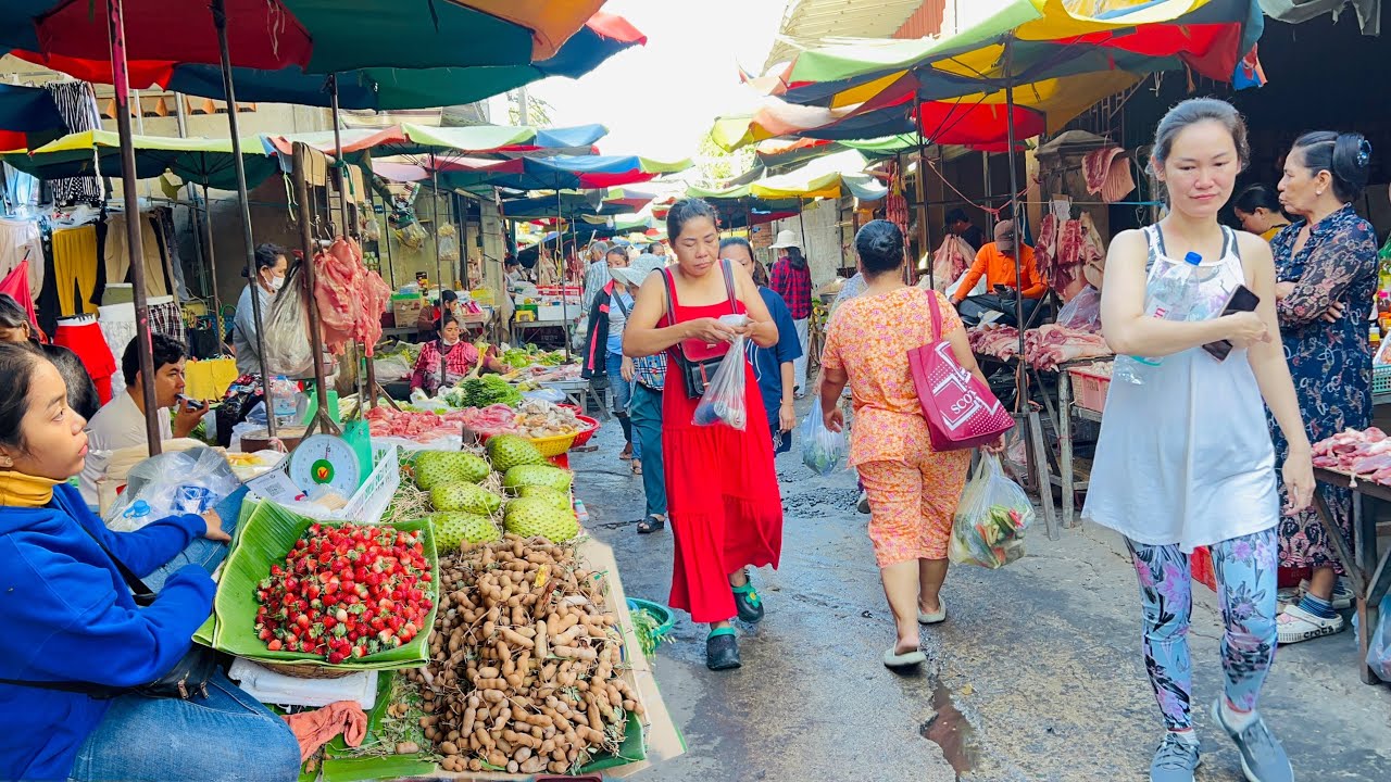 Amazing! Cambodian Fresh Market Tour - Walking inside Street Market, Cheap and Organic Vegetables 
