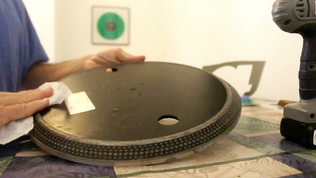 Deixar brilhando seus pratos do toca disco TECHNICS